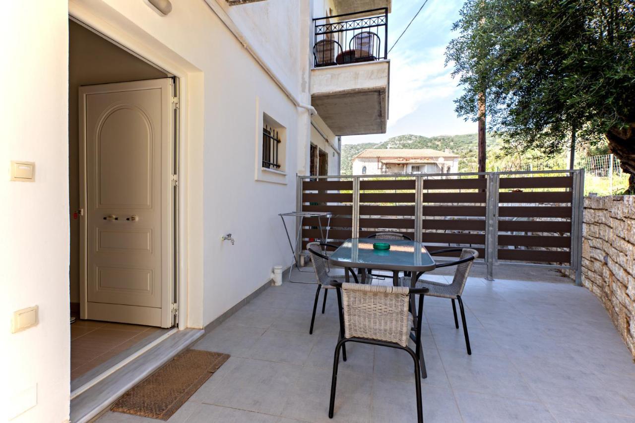 Nikki'S Family Apartments Sívota Exterior foto